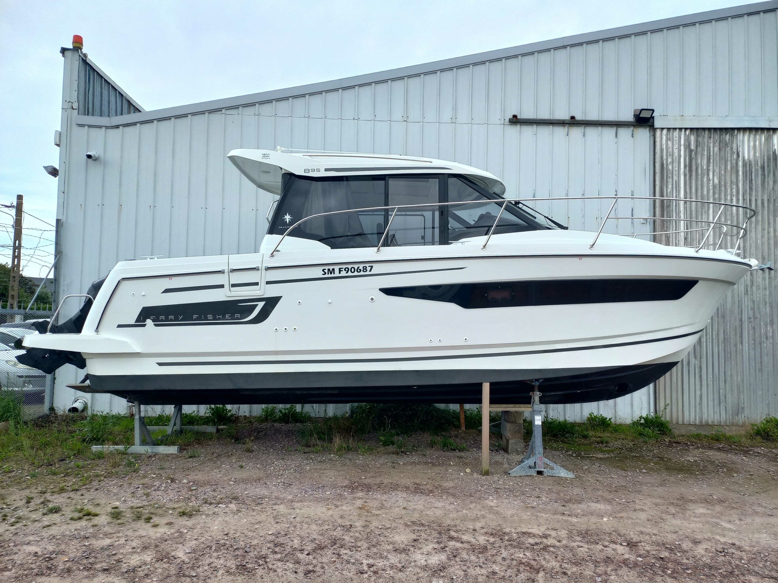 Vedette JEANNEAU MERRY FISHER 895