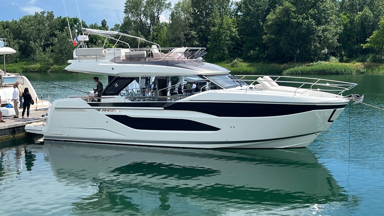 bateau PRESTIGE YACHTS