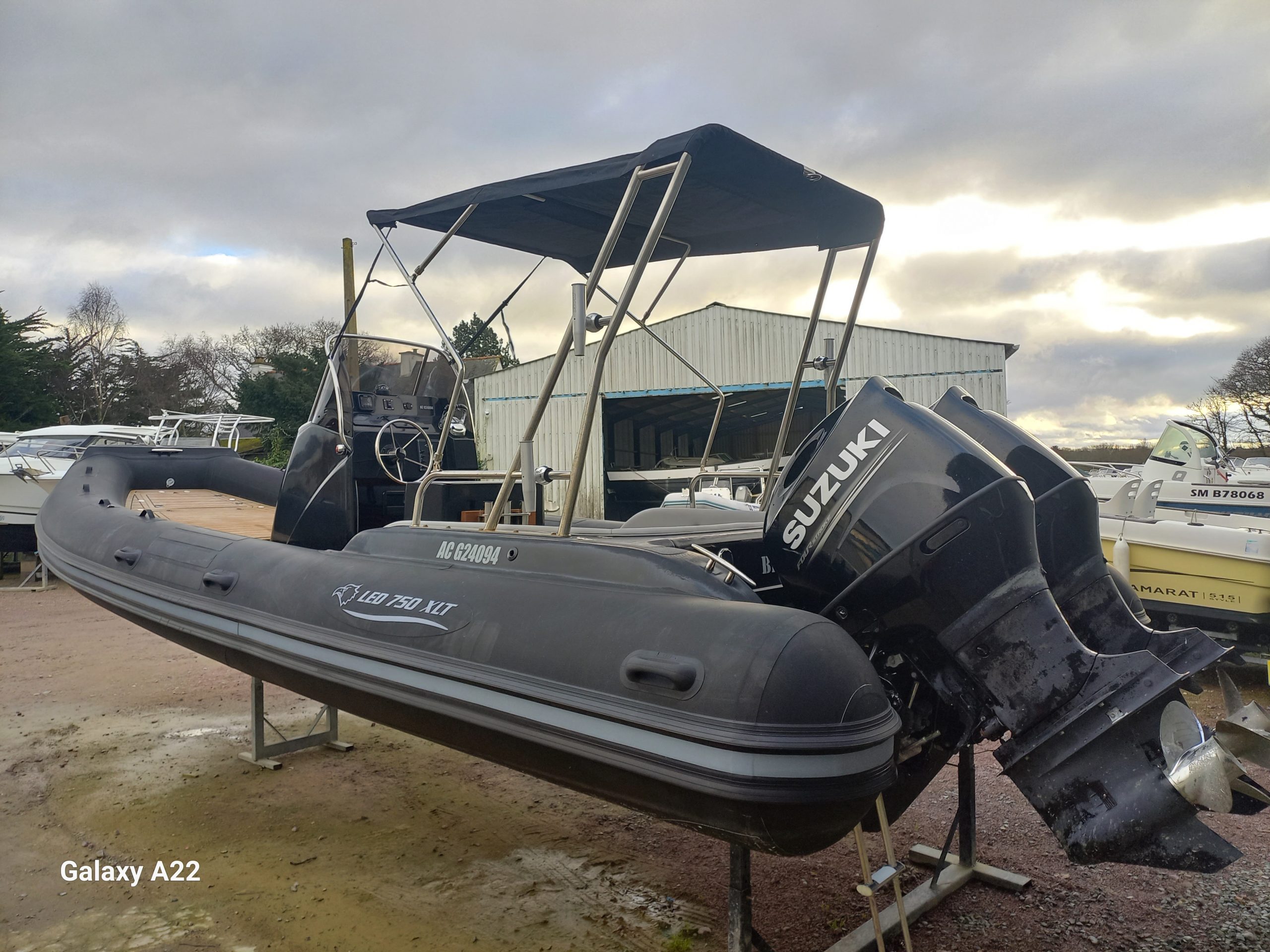 Semi rigide Nautica Led 750 XLT – millésime 2021