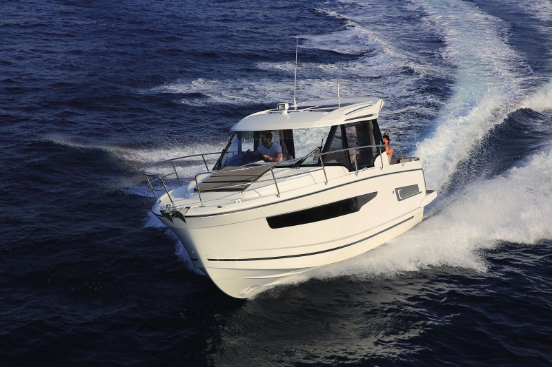BATEAU NEUF STOCK MERRY FISHER 895 2024 / SUZUKI 2 X 150 CV